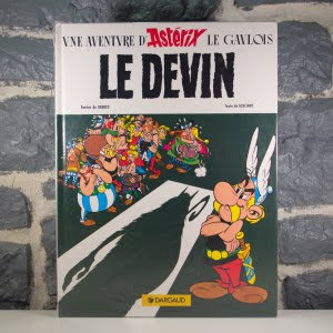 Astérix 19 Le Devin (01)